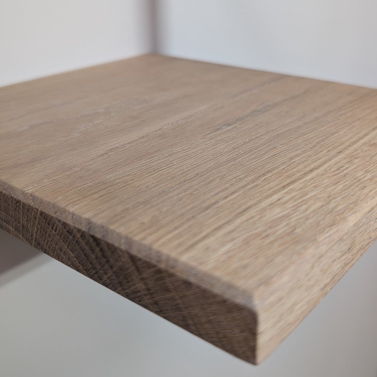 Estante Cubo Decorativo Industrial en Metal y Madera de roble