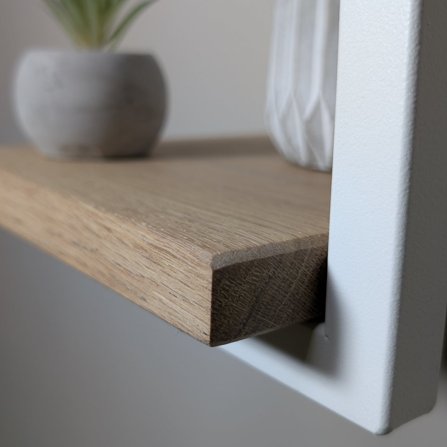 Estante Cubo Decorativo Industrial en Metal y Madera de roble